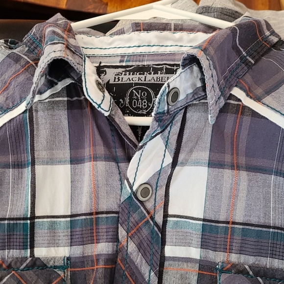 Mens plaid button up size L - Picture 3 of 3